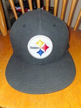 Pittsburgh Steelers Metal Emblem Snapback Hat - Black & Yellow (Dot Pattern Brim